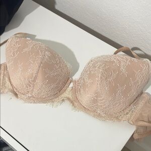 Elegant Lace Bra in Cream